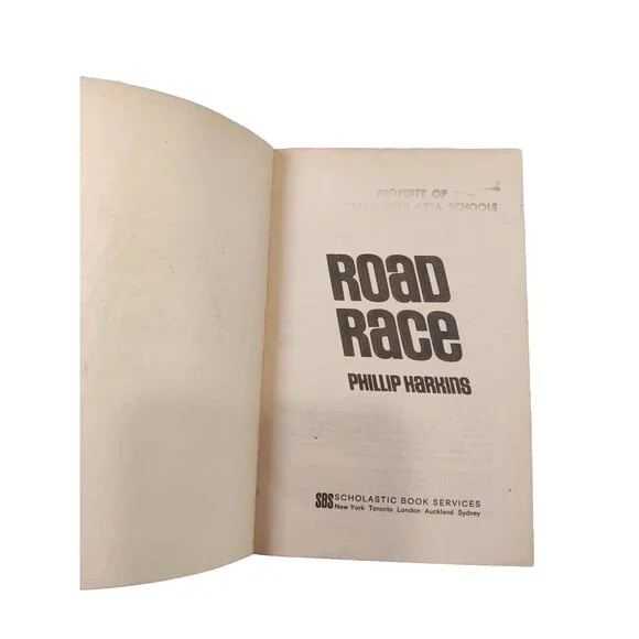 ROAD RACE BY PHILIP HAWKINS PAPERBACK-1970 Scholastic - Picture 6 of 11